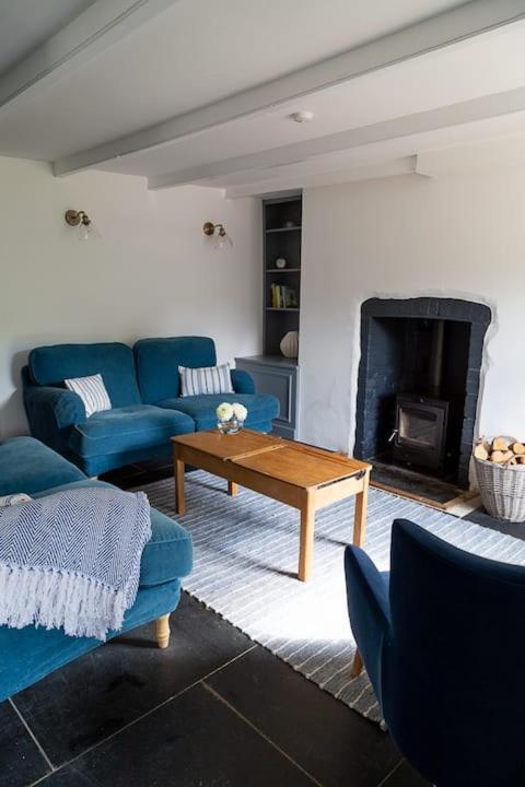 Charlestown Cottage, Woodburner, Gardens & Parking Eksteriør bilde